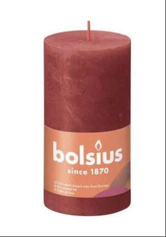 Delicate Red Rustic Pillar Candles
